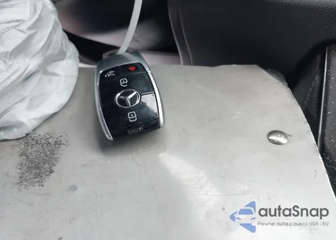 2018 Mercedes-Benz E 300 4Matic from USA, damaged, VIN WDDZF4KB2JA472875